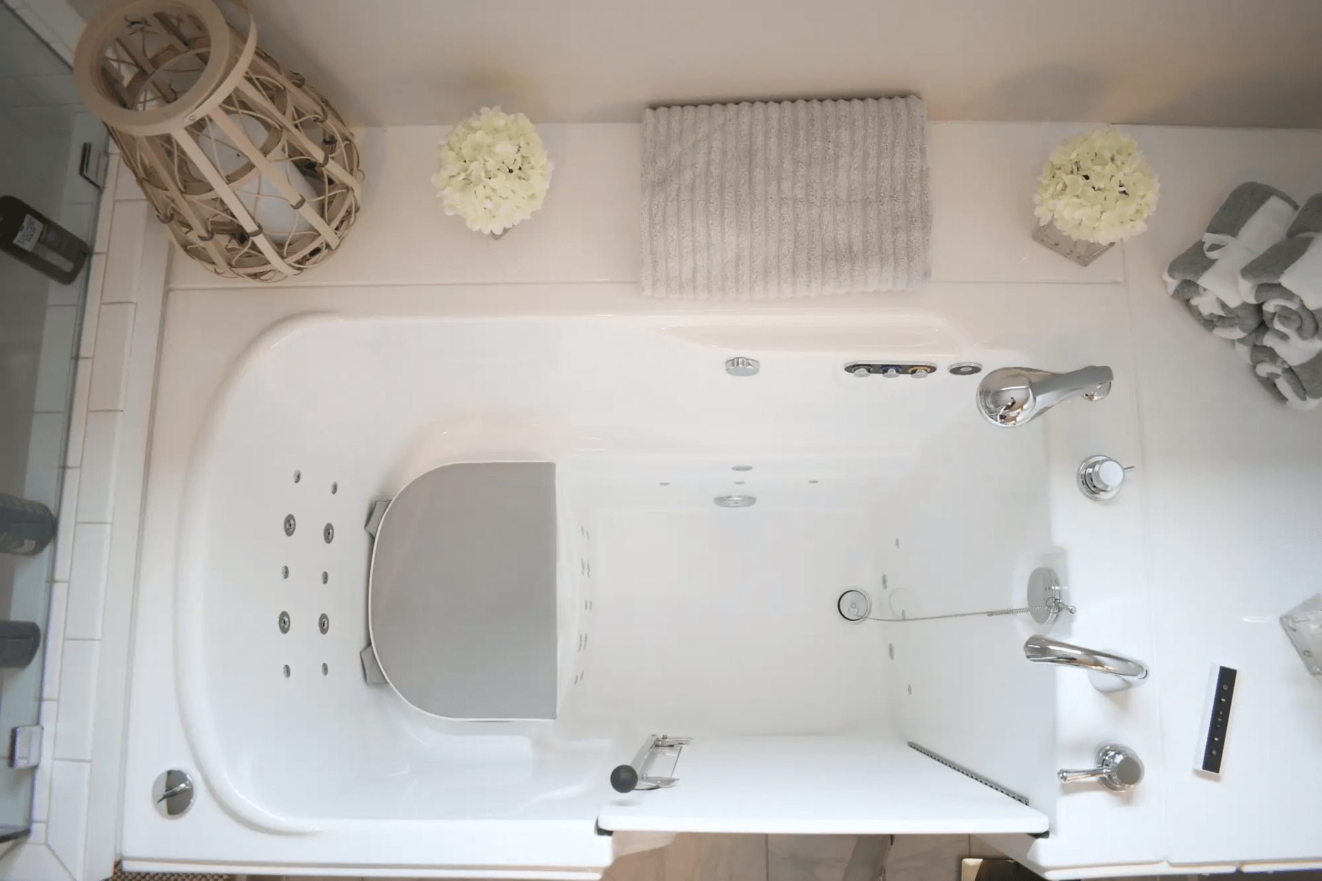 Bathtub